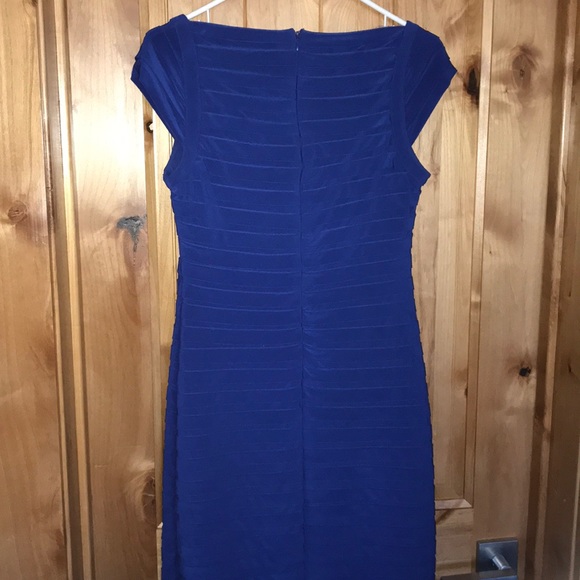 Stunning, Body Hugging Gown in Royal Blue. - Picture 3 of 5